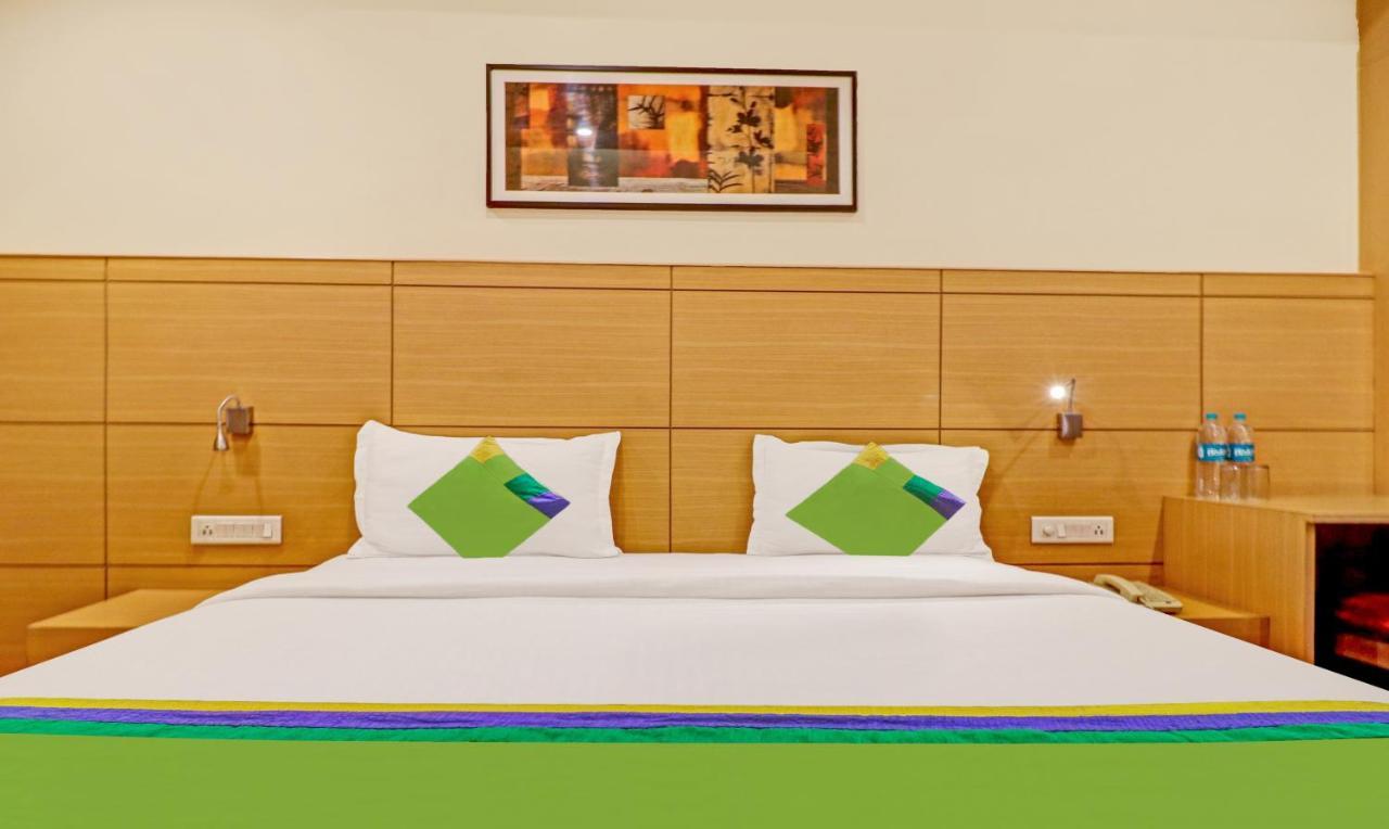 Treebo Galaxy Rooms New Delhi Exterior photo