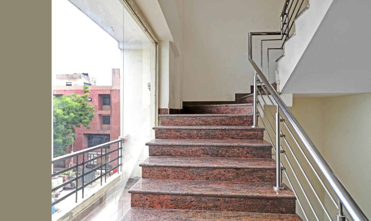 Treebo Galaxy Rooms New Delhi Exterior photo